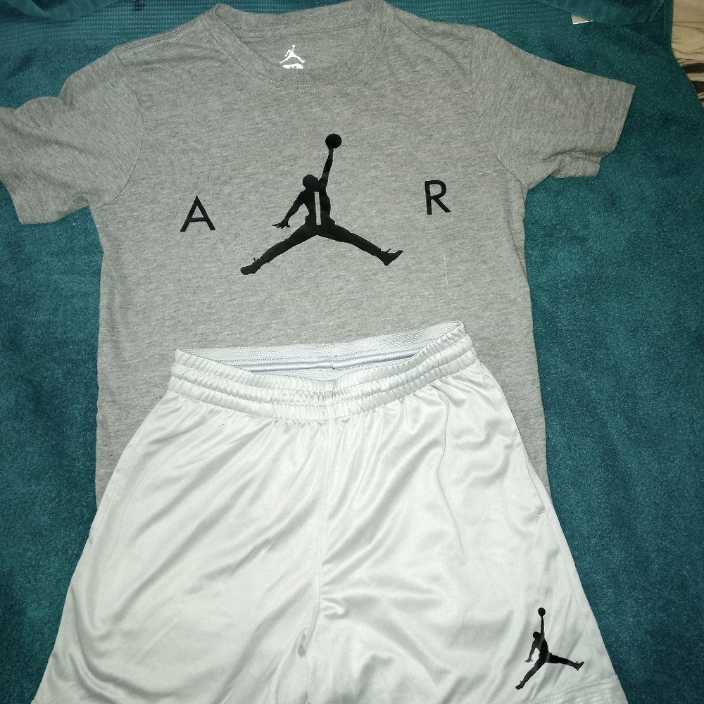 Kids nike and air Jordan t-shirt and shorts